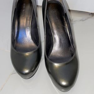 Nine West Pewter High Heels